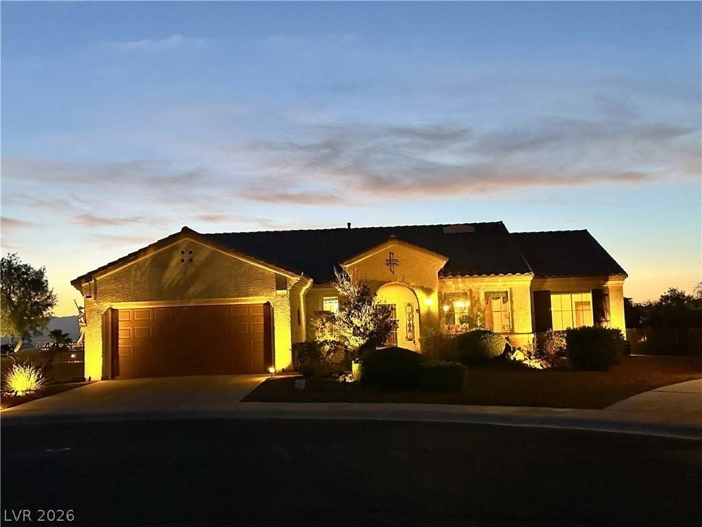 2988 Yellow Springs Ct - Photo 2 of 50