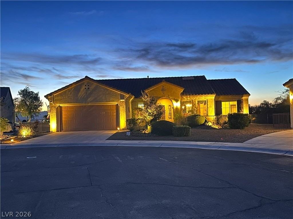 2988 Yellow Springs Ct - Photo 3 of 50