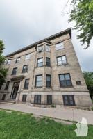 featured image of 915 W Waveland Ave