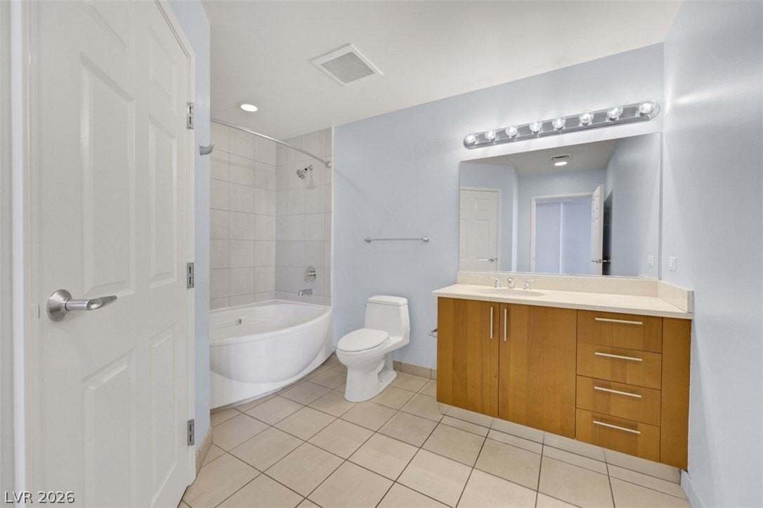200 W Sahara Ave #2909 - Photo 7 of 19