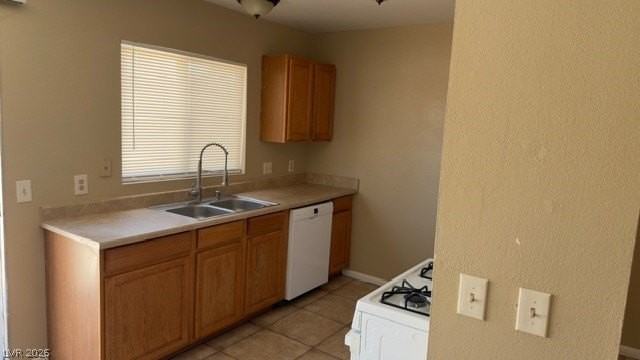 4800 Woodlake Ave - Photo 7 of 13