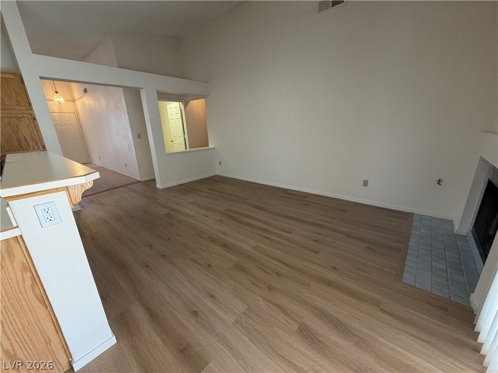 1328 Maplegrove Cir - Photo 4 of 41