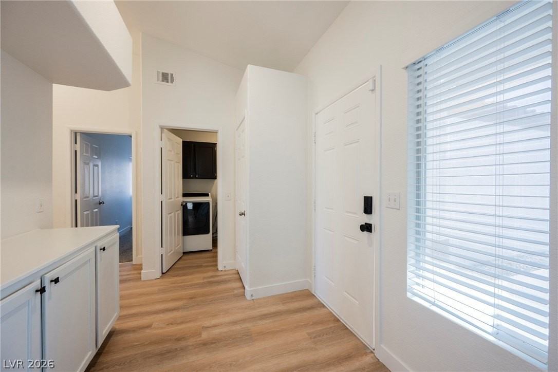 802 Airy Hill St - Photo 3 of 49