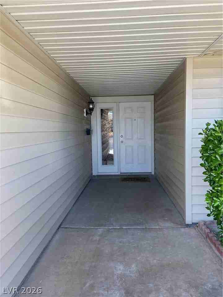 7128 Alta Dr - Photo 5 of 17