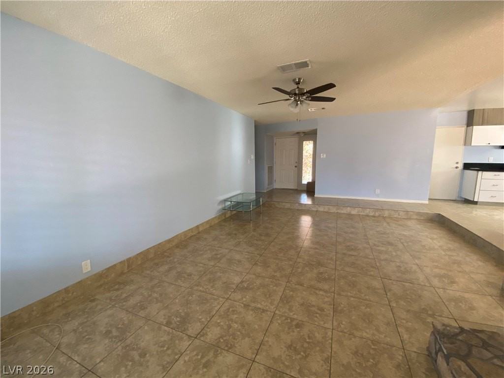 7128 Alta Dr - Photo 6 of 17