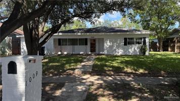 featured image of 1009 S Missouri Ave