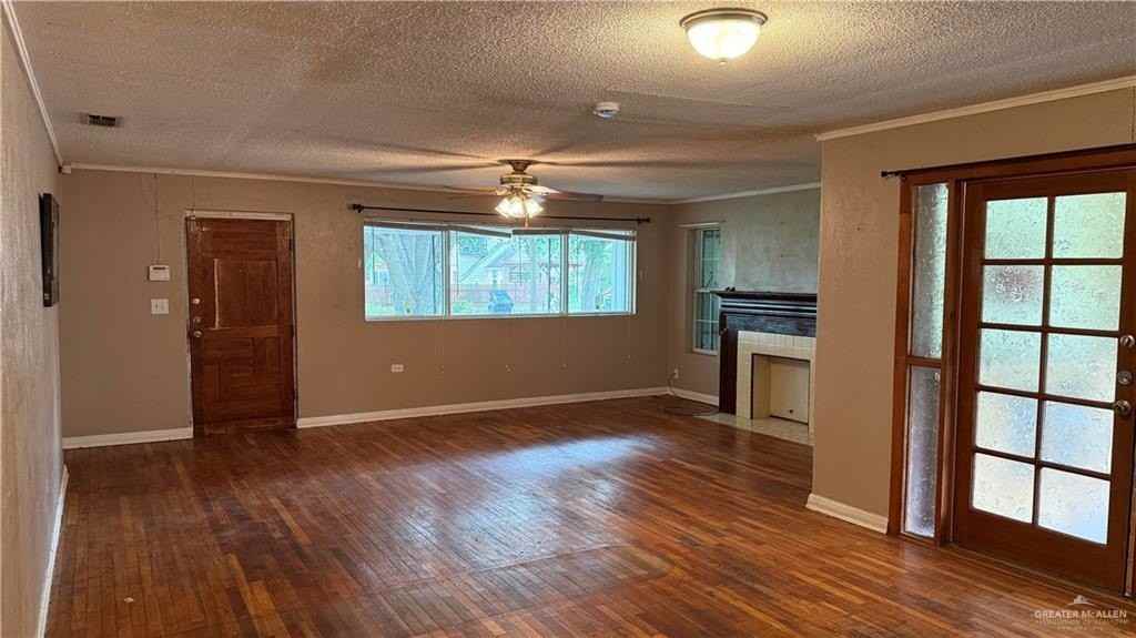 1009 S Missouri Ave - Photo 6 of 37