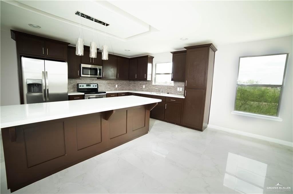 3013 S L St #D - Photo 5 of 11