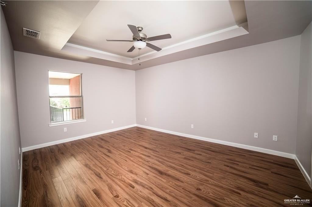 3013 S L St #D - Photo 7 of 11