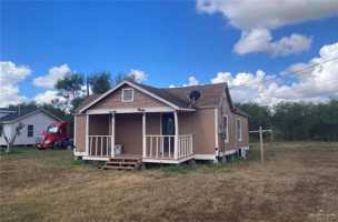 featured image of 9919 Villa Dr