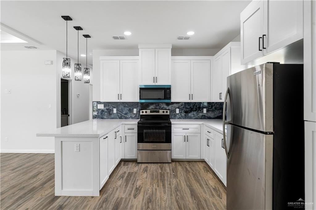 1300 Rosewood Lane #1 - Photo 7 of 18