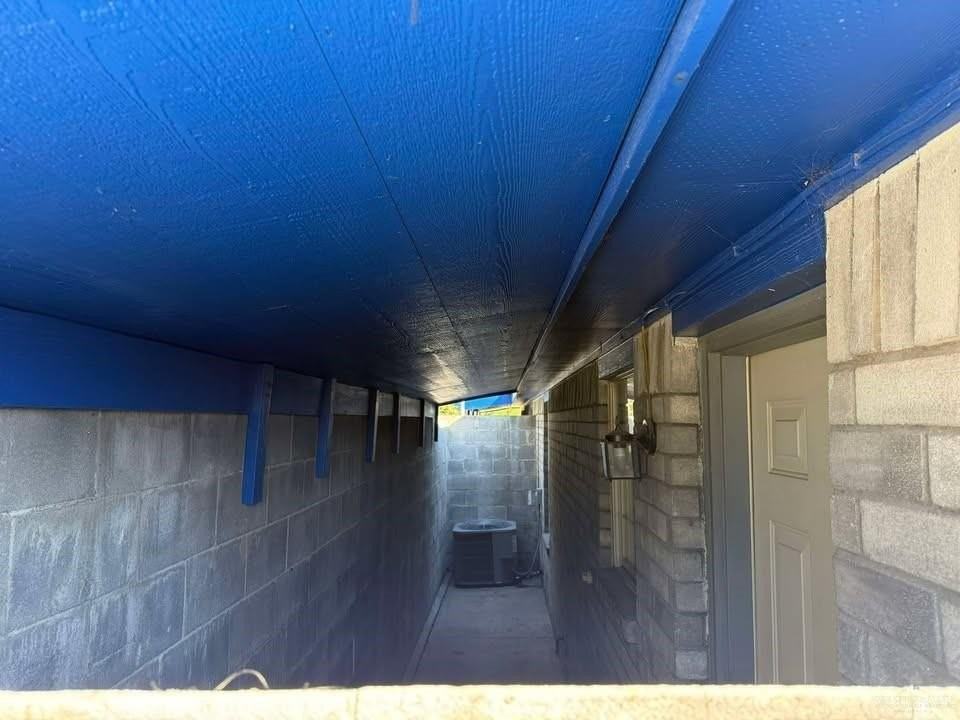 209 N Bluebonnet St - Photo 4 of 20