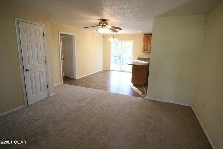 506 S Jefferson St #B - Photo 2 of 11