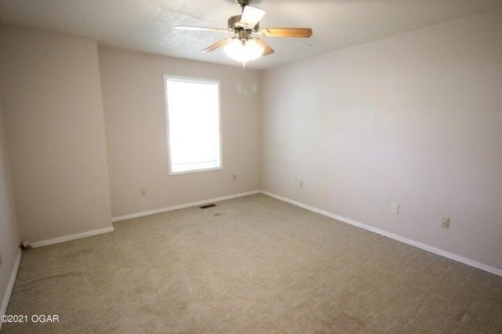 506 S Jefferson St #B - Photo 5 of 11