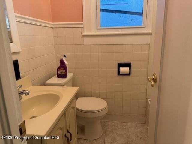 1034 Fairfield St #1 - Photo 4 of 5