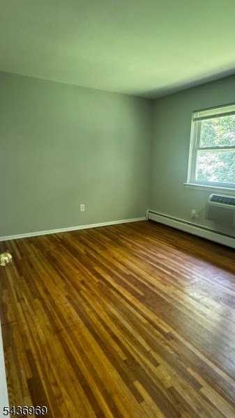 330 Franklin Ave #C6 - Photo 3 of 5