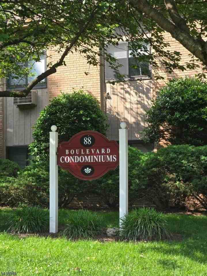 88 Boulevard #109