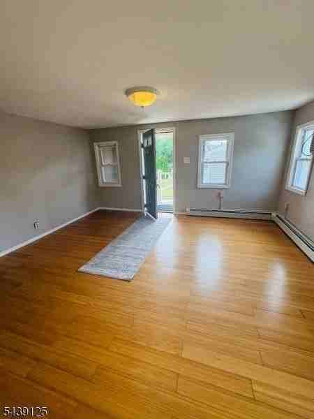 614 Main St - Photo 3 of 13