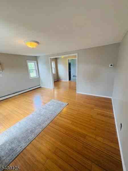 614 Main St - Photo 4 of 13