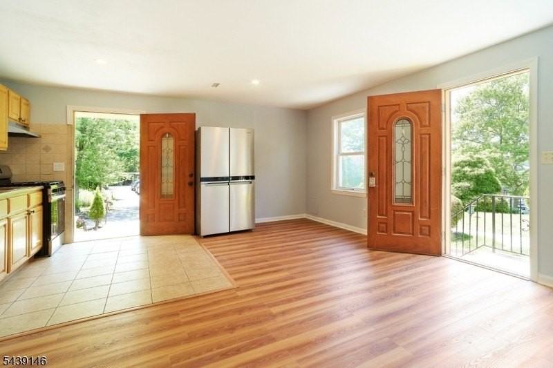 75 3rd St - Photo 6 of 28