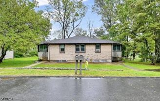 14 Sharon Ct - Photo 1 of 1
