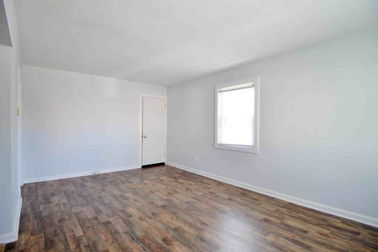 34 Newman Ave #1 - Photo 3 of 21
