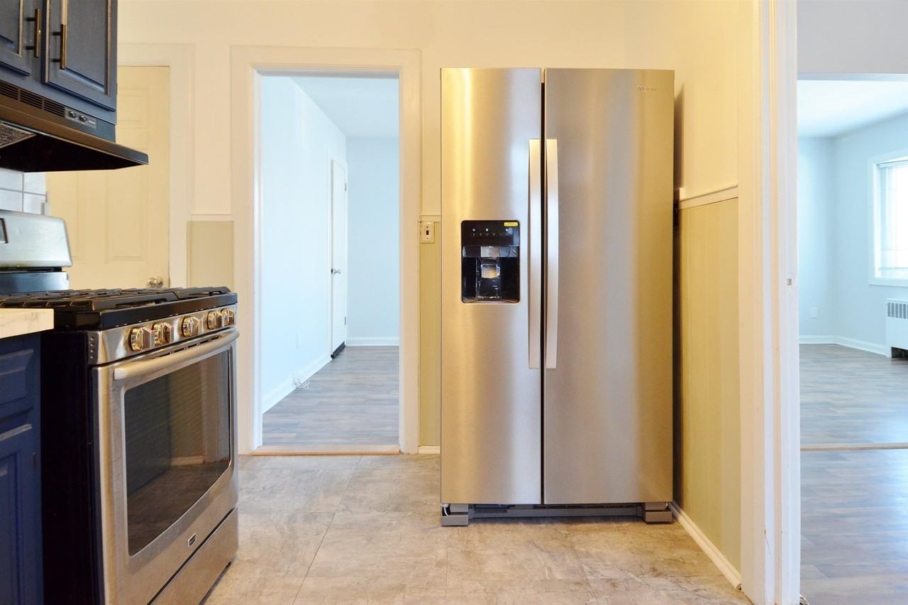 34 Newman Ave #1 - Photo 7 of 21