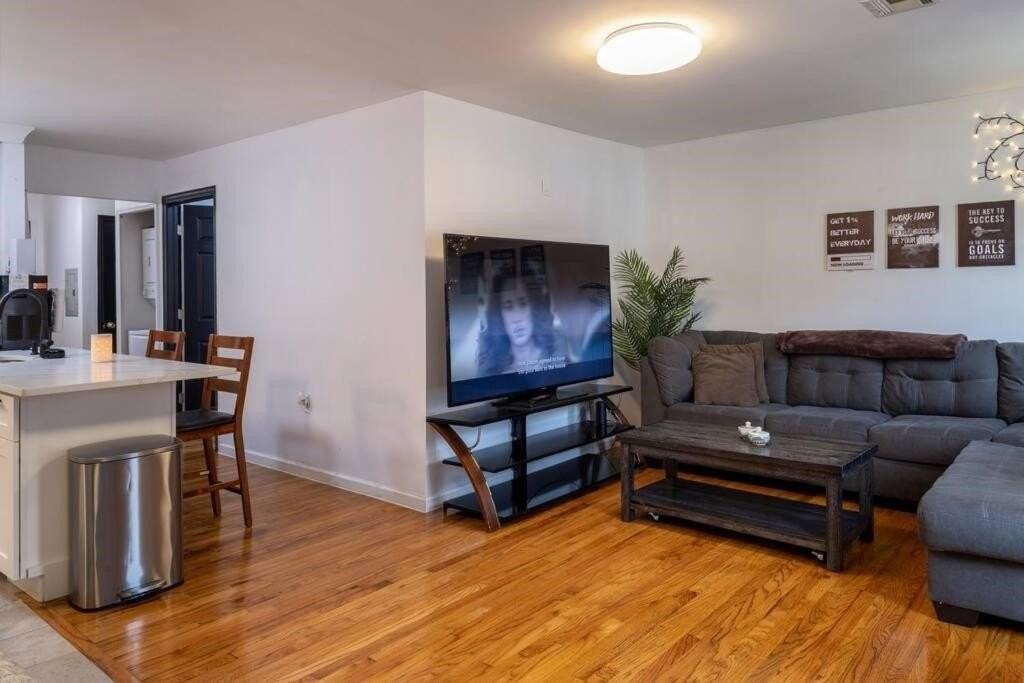 533 Martin Luther King Jr Dr #A - Photo 6 of 28