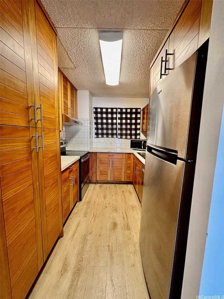 469 Ena Rd #3007 - Photo 3 of 21