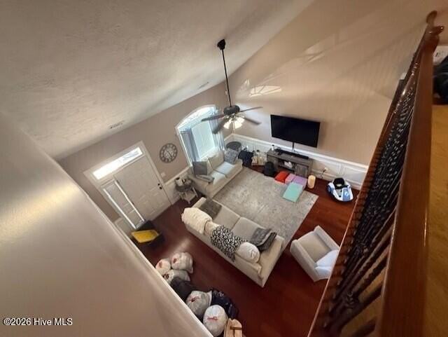 817 Mayo Ln - Photo 6 of 17