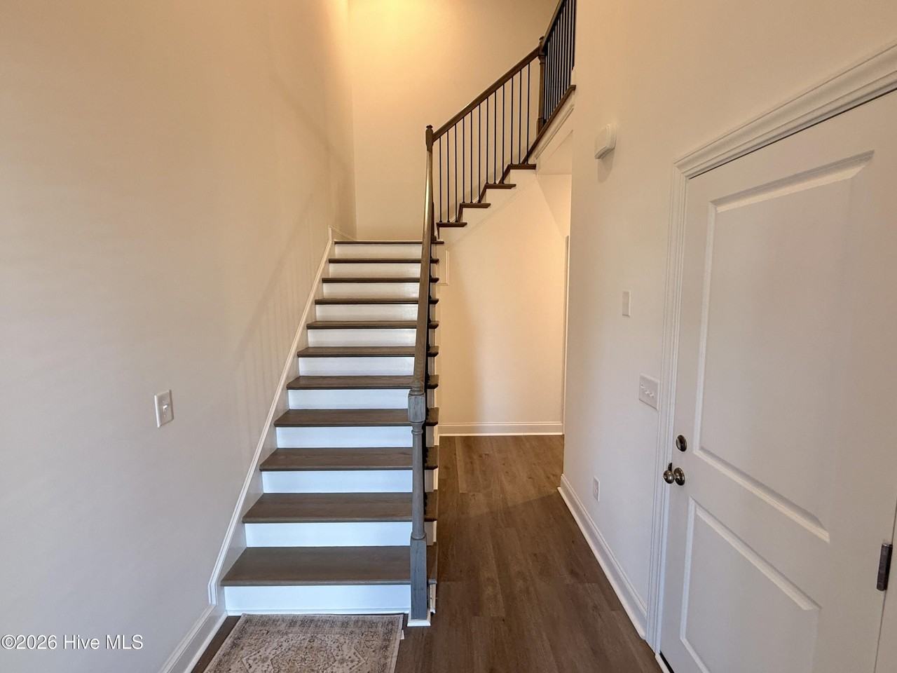 1413 Dorset Dr #A - Photo 3 of 18