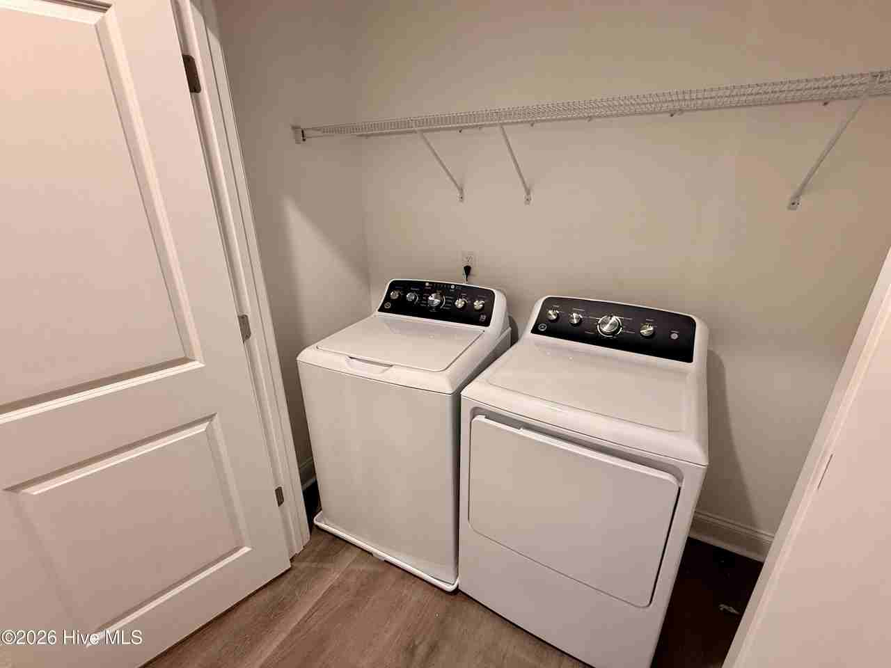 1413 Dorset Dr #A - Photo 5 of 18