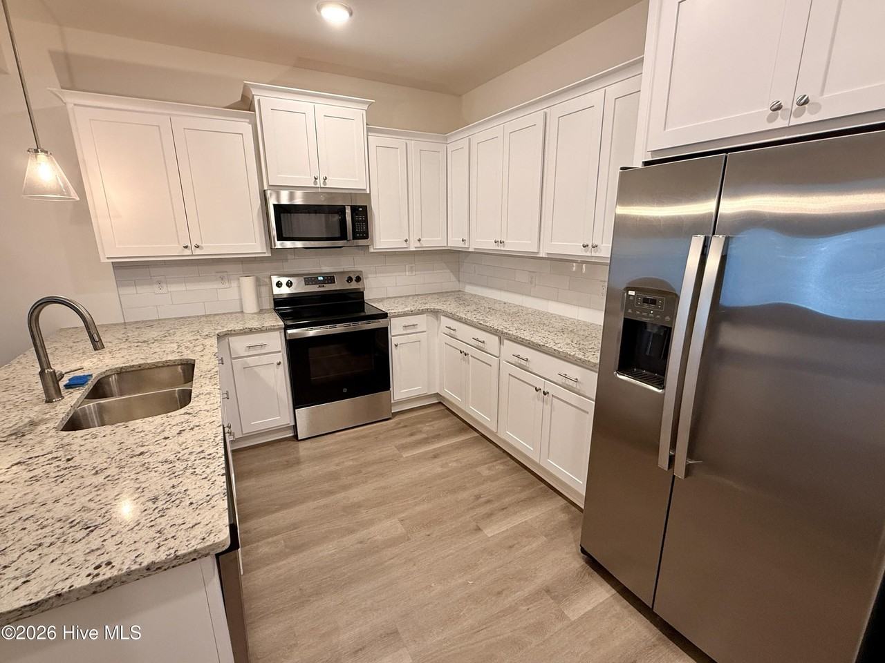 1413 Dorset Dr #A - Photo 7 of 18