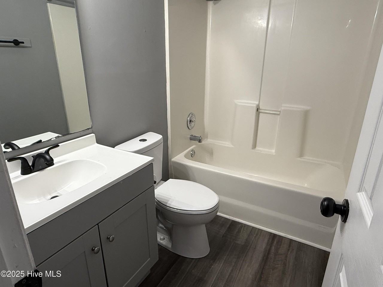 1200 Peyton Cir #A - Photo 7 of 9