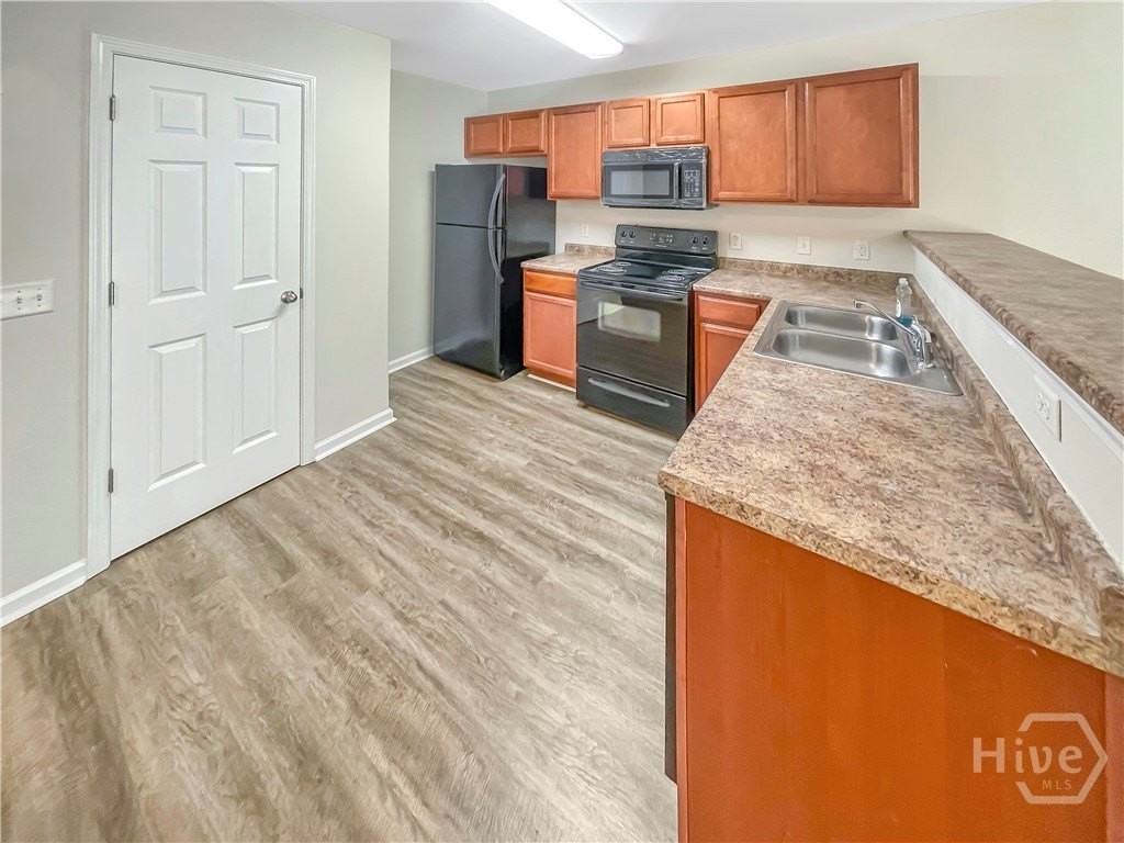 40 Transom Rd - Photo 4 of 23