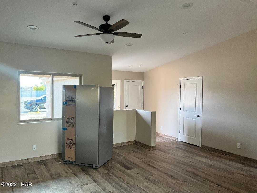 2425 Cloverlawn Dr #101 - Photo 7 of 31