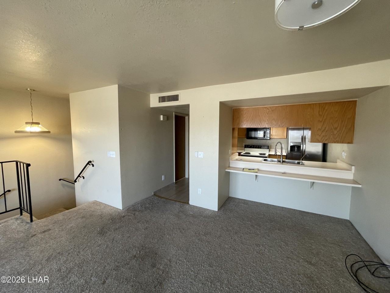 2121 Magnolia Dr #2 - Photo 6 of 10