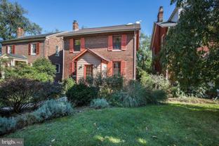 5539 30th Pl Nw - Photo 1 of 1