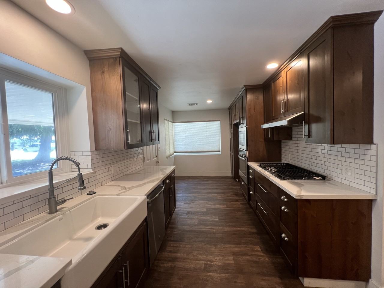 2424 Cedar St #1 - Photo 6 of 14