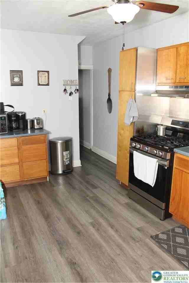 939 N 5th St - Photo 5 of 16