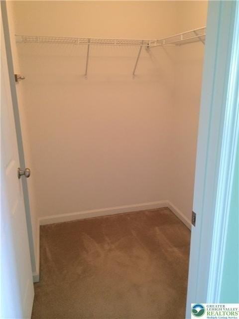 1073 Sparrow Way - Photo 7 of 15