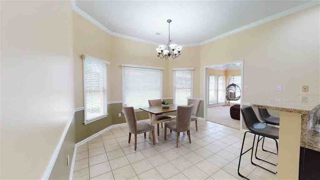 605 Alexandria Dr - Photo 5 of 14