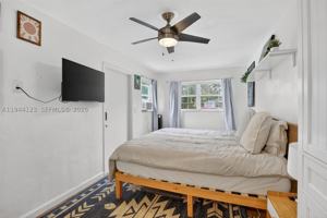 featured image of 6238 Hayes St #1