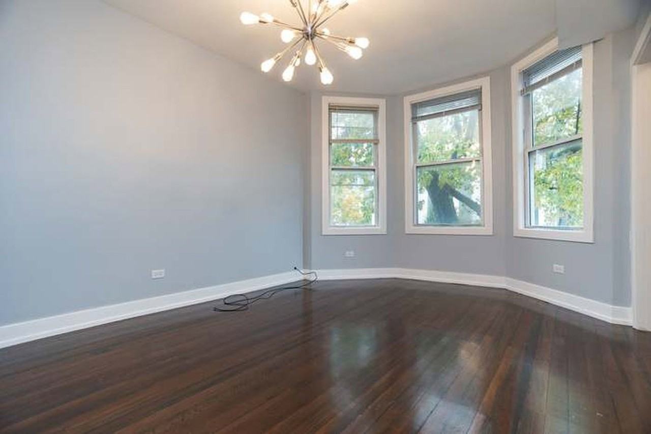 2657 N Ridgeway Ave #3 - Photo 3 of 8