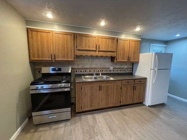 924 E Chippewa Ave #1 - Photo 5 of 22