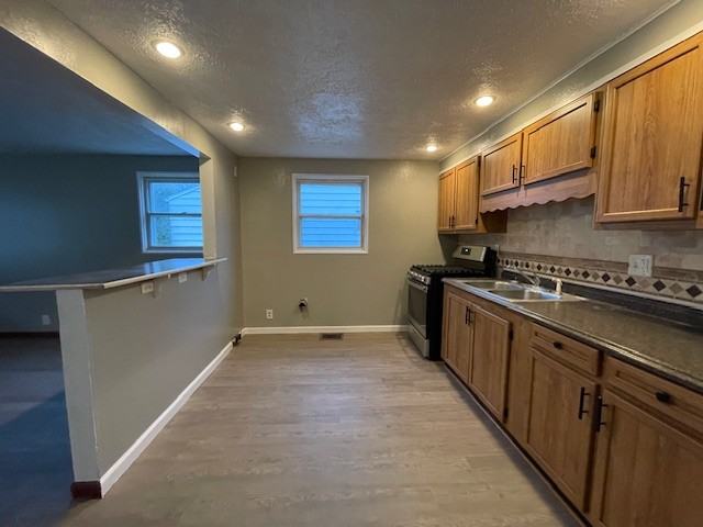 924 E Chippewa Ave #1 - Photo 7 of 22