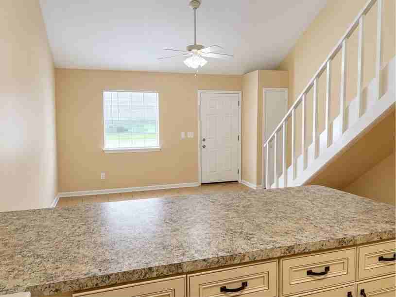 1181 Ocala Rd #1 - Photo 2 of 9