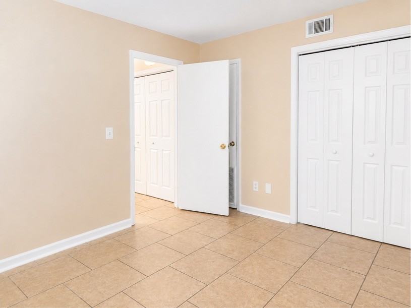 1181 Ocala Rd #1 - Photo 3 of 9