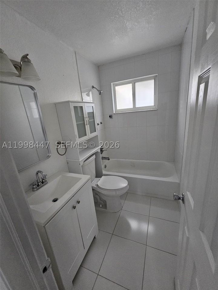 1857 Nw 113th Ter #1857 - Photo 6 of 10
