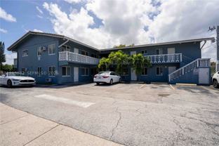 3049 Nw 9th Ave #4 - Photo 1 of 1